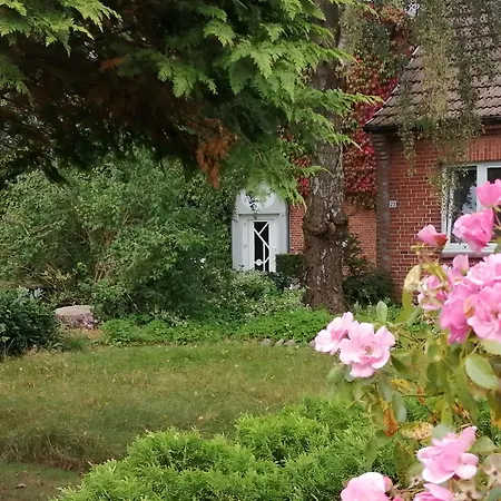Проживание в семье Ferienwohnung Benedict Klein Rheide